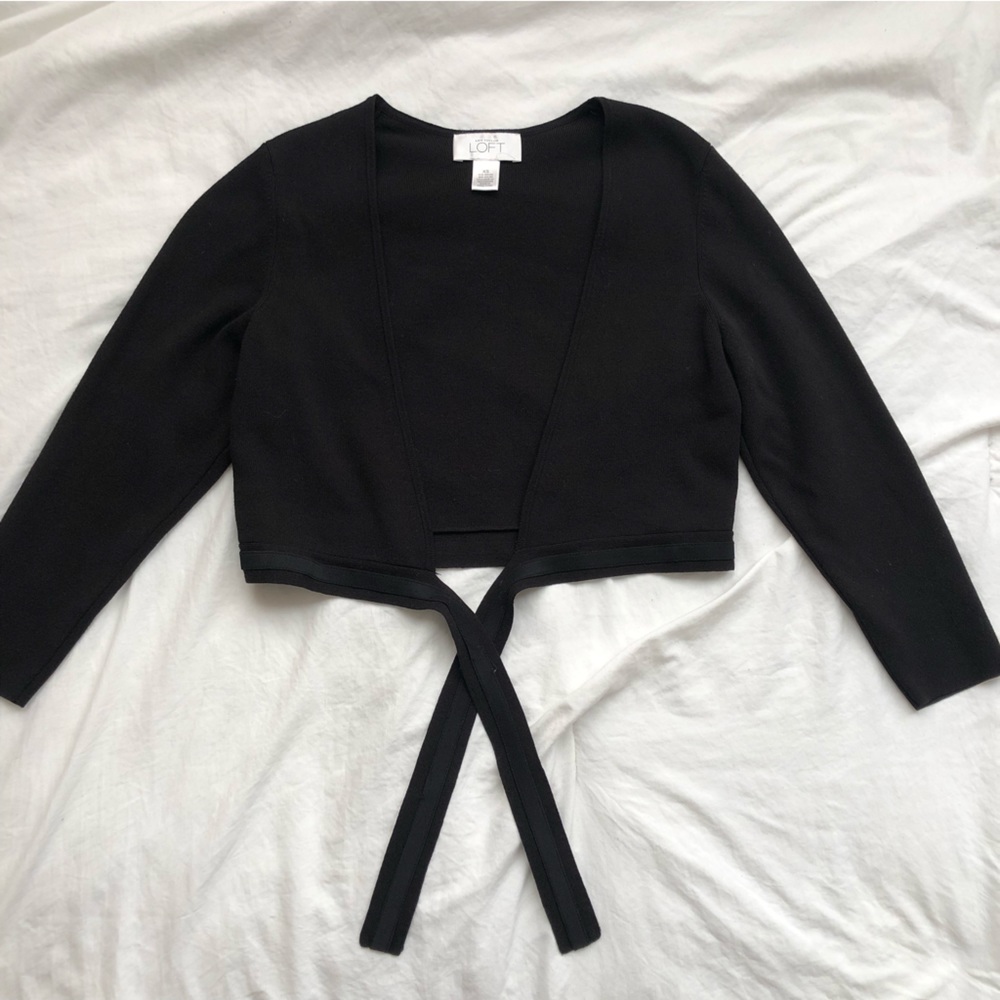 loft black quarter length sleeve shawl